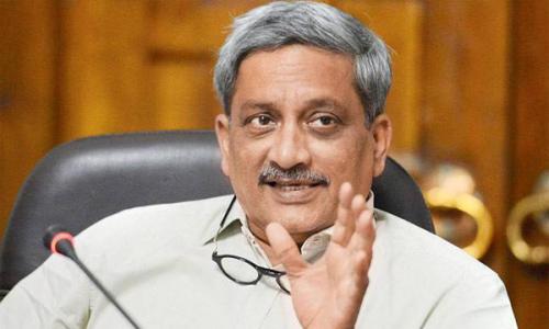 ആവശ്യമെ­ങ്കിൽ പരീ­ക്കറെ­ വി­ദഗ്ദ്ധ ചി­കി­ത്സയ്ക്ക് അമേ­രി­ക്കയി­ലേ­ക്ക് കൊ­ണ്ടു­പോ­കും