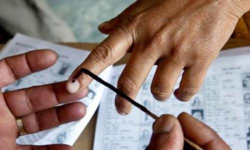 ബി­.ജെ­.പി­ക്കെ­തി­രെ­യു­ള്ള കോ​­​ൺ​­ഗ്ര​സ് ആ​രോ​­​പ​ണം ത​ള്ളി­ തിര​ഞ്ഞെ​­​ടു​­​പ്പ് ക​മ്മീ​­​ഷ​ൻ