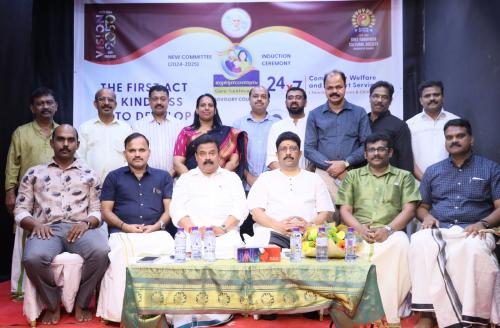 വയനാട് ദുരന്തം; നിരാലംബരയ കുട്ടികൾക്ക് വിദ്യാഭ്യാസ സഹായമായി 4 ലക്ഷം രൂപ പ്രഖ്യാപിച്ച് എസ്എൻസിഎസ് വയനാട് ദുരന്തം; നിരാലംബരയ കുട്ടികൾക്ക് വിദ്യാഭ്യാസ സഹായമായി 4 ലക്ഷം രൂപ പ്രഖ്യാപിച്ച് എസ്എൻസിഎസ്