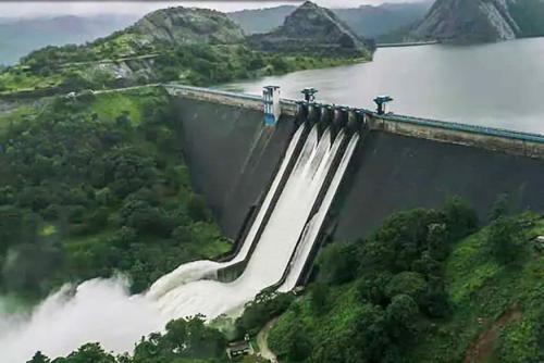 മുല്ലപ്പെരിയാർ അണക്കെട്ടു ബോംബ് വച്ചു തകർക്കുമെന്നു ഭീഷണി മുല്ലപ്പെരിയാർ അണക്കെട്ടു ബോംബ് വച്ചു തകർക്കുമെന്നു ഭീഷണി