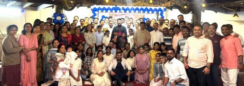 പ്രവാസം അവസാനിപ്പിച്ചു മടങ്ങുന്നവർക്ക് ‘ഫ്രണ്ട്സ് ഓഫ് സെന്റ് പീറ്റേഴ്സ്’ യാത്രയയപ്പ് നൽകി