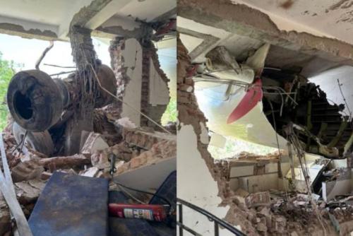 എയര് ഇന്ത്യ വിമാനം ഇടിച്ചുകയറി; ബിജെ മെഡിക്കല് കോളേജിലെ അഞ്ച് വിദ്യാര്ഥികള് മരിച്ചു എയര് ഇന്ത്യ വിമാനം ഇടിച്ചുകയറി; ബിജെ മെഡിക്കല് കോളേജിലെ അഞ്ച് വിദ്യാര്ഥികള് മരിച്ചു