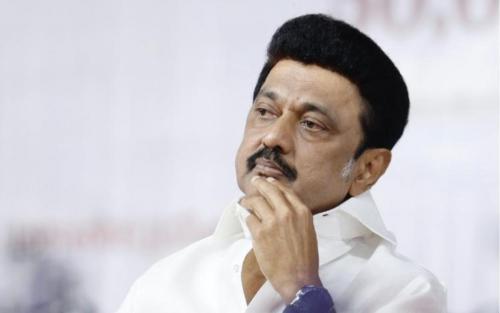 തമിഴ്നാട്ടിൽ വിപണി കീഴടക്കാനൊരുങ്ങി അമൂൽ; അമൂലിന്റെ പാൽ ഉത്പാദനം അവസാനിപ്പിക്കാൻ അമിത് ഷായ്ക്ക് മേൽ സമ്മർദം ചെലുത്തി സ്റ്റാലിൻ തമിഴ്നാട്ടിൽ വിപണി കീഴടക്കാനൊരുങ്ങി അമൂൽ; അമൂലിന്റെ പാൽ ഉത്പാദനം അവസാനിപ്പിക്കാൻ അമിത് ഷായ്ക്ക് മേൽ സമ്മർദം ചെലുത്തി സ്റ്റാലിൻ