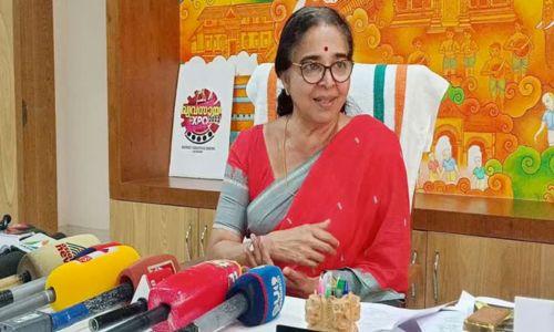 കോഴിക്കോട് മാലിന്യ പ്ലാന്റിലെ തീപിടുത്തം; കോർപറേഷന്റെ വീഴ്ചയെന്ന് വരുത്തിത്തീർക്കാന് ശ്രമം നടക്കുന്നതായി മേയർ കോഴിക്കോട് മാലിന്യ പ്ലാന്റിലെ തീപിടുത്തം; കോർപറേഷന്റെ വീഴ്ചയെന്ന് വരുത്തിത്തീർക്കാന് ശ്രമം നടക്കുന്നതായി മേയർ
