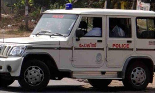 കൊച്ചിയിൽ സീനിയർ വിദ്യാർഥികൾ മർദിച്ചു; എട്ടാംക്ലാസുകാരൻ ആശുപത്രിയിൽ കൊച്ചിയിൽ സീനിയർ വിദ്യാർഥികൾ മർദിച്ചു; എട്ടാംക്ലാസുകാരൻ ആശുപത്രിയിൽ