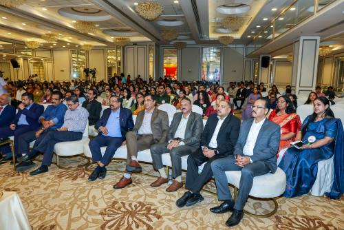 സിംസ് വർക്ക് ഓഫ് മേഴ്‌സി അവാർഡ് 2026: ബഹ്‌റൈനിലെ 101 നഴ്സുമാർക്ക് അവാർഡ് സമർപ്പിച്ചു