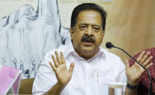 വാളയാര്‍ പീഡനക്കേസില്‍ പ്രതികളെ രക്ഷിക്കാന്‍ ബോധപൂര്‍വ്വം ശ്രമം നടന്നെന്ന് രമേശ്  ചെന്നിത്തല