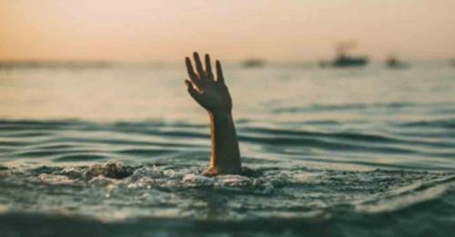 അയർലൻഡിൽ മലയാളികളായ രണ്ട് കുട്ടികൾ തടാകത്തിൽ മുങ്ങിമരിച്ചു അയർലൻഡിൽ മലയാളികളായ രണ്ട് കുട്ടികൾ തടാകത്തിൽ മുങ്ങിമരിച്ചു