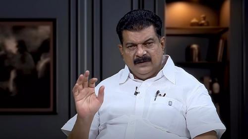 ബേപ്പൂരിൽ തോറ്റാൽ മൊട്ടയടിച്ച് കമ്മലിടും; മുഹമ്മദ് റിയാസിനെ വെല്ലുവിളിച്ച് പി.വി. അൻവർ