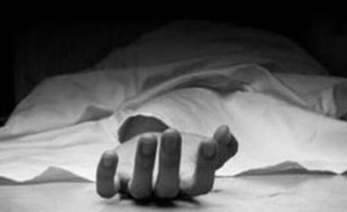 പരിയാരം മെഡിക്കൽ കോളേജിൽ രോഗിയുടെ സഹായി കെട്ടിടത്തിന് മുകളിൽ നിന്ന് ചാടി മരിച്ചു