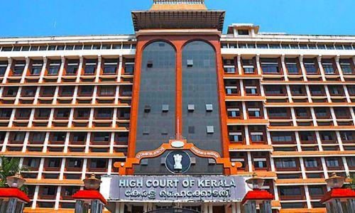 ശബരിമലയിൽ പ്ലാസ്റ്റിക് നിരോധനം കർശനമാക്കണം; ഹൈക്കോടതി ശബരിമലയിൽ പ്ലാസ്റ്റിക് നിരോധനം കർശനമാക്കണം; ഹൈക്കോടതി