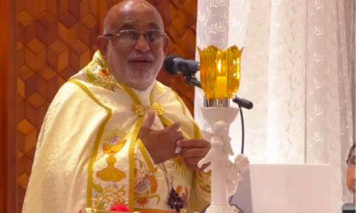 തോന്നിയപോലെ കുർബാന ചൊല്ലാനാകില്ല'; മുന്നറിയിപ്പുമായി സിറോ മലബാര്‍ സഭ