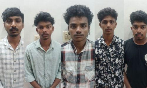 ശരീരമാകെ കോമ്പസ് കൊണ്ട് കുത്തി മുറിവേല്പ്പിച്ചു, സ്വകാര്യ ഭാഗത്ത് ഡമ്പല് തൂക്കി; ഭീതിദമായ ദൃശ്യം പുറത്ത് ശരീരമാകെ കോമ്പസ് കൊണ്ട് കുത്തി മുറിവേല്പ്പിച്ചു, സ്വകാര്യ ഭാഗത്ത് ഡമ്പല് തൂക്കി; ഭീതിദമായ ദൃശ്യം പുറത്ത്