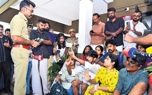 ചേരാനല്ലൂർ കാറപകടം: പതിനേഴുകാരന്റെ ജാമ്യം റദ്ദാക്കാൻ നീക്കം; പിതാവായ ജഡ്ജിയെ ചോദ്യം ചെയ്തു