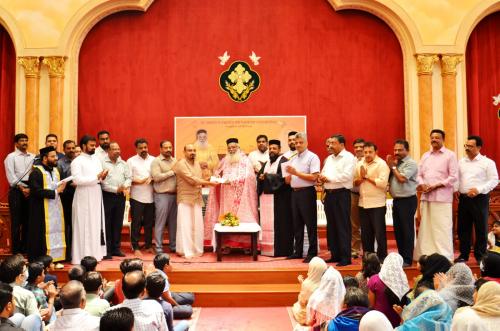 ഫാ. പോൾ മാത്യുവിന് ഇടവക യാത്രയയപ്പ് നൽകി ഫാ. പോൾ മാത്യുവിന് ഇടവക യാത്രയയപ്പ് നൽകി