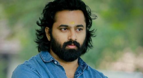 സ്ത്രീത്വത്തെ അപമാനിച്ചെന്ന ഉണ്ണി മുകുന്ദനെതിരായ ഹർജി; കേസ് മറ്റന്നാൾ കേൾക്കും സ്ത്രീത്വത്തെ അപമാനിച്ചെന്ന ഉണ്ണി മുകുന്ദനെതിരായ ഹർജി; കേസ് മറ്റന്നാൾ കേൾക്കും