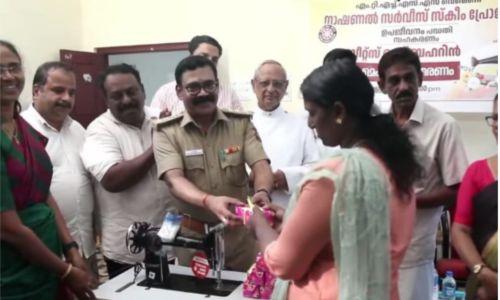 ബീറ്റ്സ് ഓഫ് ബഹ്റൈൻ 17 പേർക്ക് തയ്യൽ മെഷിനുകൾ നൽകി ബീറ്റ്സ് ഓഫ് ബഹ്റൈൻ 17 പേർക്ക് തയ്യൽ മെഷിനുകൾ നൽകി