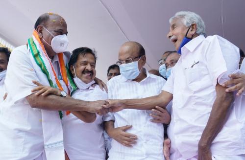 മുങ്ങുന്ന കപ്പലിൽനിന്ന് മാണി സി. കാപ്പൻ രക്ഷപ്പെട്ടുവെന്ന് രമേശ് ചെന്നിത്തല മുങ്ങുന്ന കപ്പലിൽനിന്ന് മാണി സി. കാപ്പൻ രക്ഷപ്പെട്ടുവെന്ന് രമേശ് ചെന്നിത്തല