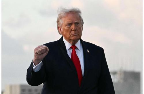 ഇറാനിയൻ തുറമുഖങ്ങളിൽ യുഎസ് നാവിക ഉപരോധം നിലവിൽ വന്നതായി ട്രംമ്പ്