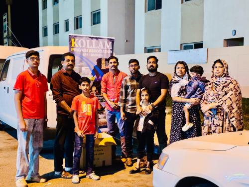 ബഹ്‌റൈൻ ദേശീയ ദിനം: ലേബർ ക്യാമ്പുകളിൽ മധുരവിതരണം നടത്തി കൊല്ലം പ്രവാസി അസോസിയേഷൻ