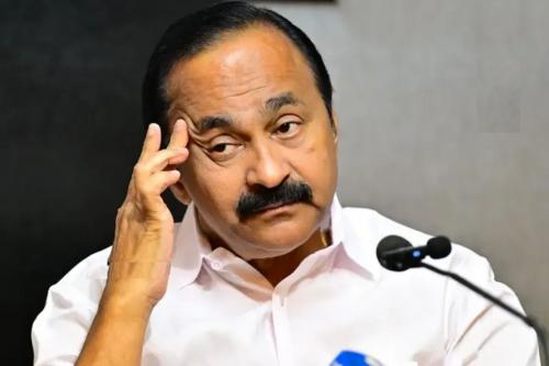 അമ്മമാർ മകന്റെ ഭാര്യയ്ക്ക് പരമ്പരാഗത ഭക്ഷണ രീതികൾ പകർന്നു നൽകണം; മുഖ്യമന്ത്രിയുടെ പരാമർശം സ്ത്രീവിരുദ്ധം, വ്യാപക വിമർശനം