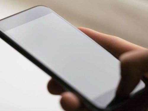 സ്‌മാർട്ട്‌ഫോൺ വാങ്ങാൻ രക്തം വിൽക്കാൻ 16കാരിയുടെ ശ്രമം