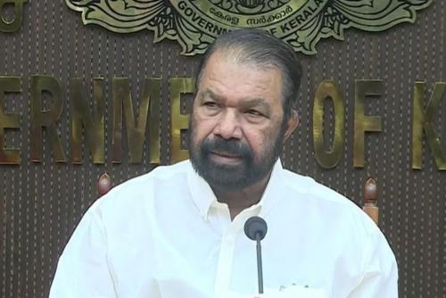 മെഡലുകൾ വെക്കാൻ വീടില്ലെന്ന ദുഃഖം കുഞ്ഞുങ്ങൾക്ക് ഇനി ഉണ്ടാകില്ല; അമ്പത് വീട് വെച്ചു നൽകുമെന്ന് മന്ത്രി ശിവൻകുട്ടി മെഡലുകൾ വെക്കാൻ വീടില്ലെന്ന ദുഃഖം കുഞ്ഞുങ്ങൾക്ക് ഇനി ഉണ്ടാകില്ല; അമ്പത് വീട് വെച്ചു നൽകുമെന്ന് മന്ത്രി ശിവൻകുട്ടി