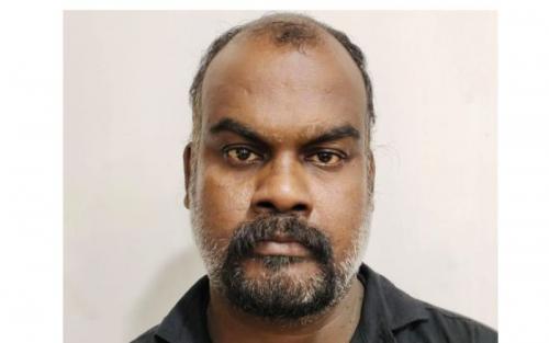 വാഹനാപകടത്തിന്റെ രക്ഷാപ്രവർത്തനത്തിനിടെ മാല മോഷ്ടിച്ചയാൾ പിടിയിൽ വാഹനാപകടത്തിന്റെ രക്ഷാപ്രവർത്തനത്തിനിടെ മാല മോഷ്ടിച്ചയാൾ പിടിയിൽ