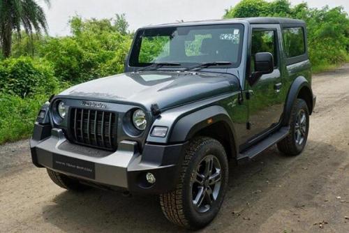 ഥാറിന്റെ വേരിയന്റുകളെ ഔദ്യോഗിക വെബ്‌സൈറ്റിൽ നിന്നും നീക്കം ചെയ്ത് മഹീന്ദ്ര