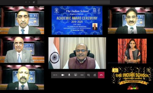 ഇന്ത്യൻ സ്കൂൾ അക്കാദമിക് അവാർഡ് ദാന ചടങ്ങിൽ മികവു തെളിയിച്ച സ്കൂൾ വിദ്യാർത്ഥികളെ ആദരിച്ചു