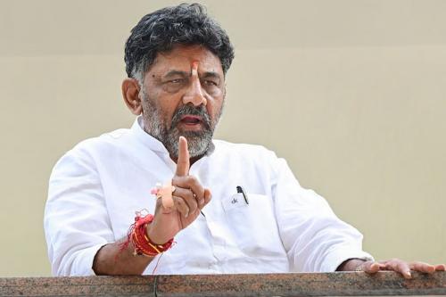 കർണാടകയിൽ വരൾച്ച രൂക്ഷം; കർഷകർ വിത്തുപാകരുതെന്ന് ഡി കെ ശിവകുമാർ