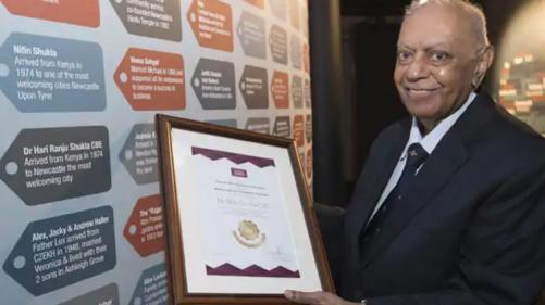 ബ്രിട്ടനിൽ കൊവിഡ് വാക്സിൻ സ്വീകരിച്ചവരുടെ ആദ്യ ലിസ്റ്റില്‍ ഇന്ത്യൻ വംശജനും