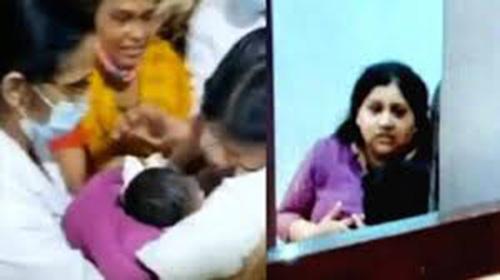 കോട്ടയം മെഡിക്കൽ കോളേജ് ആശുപത്രിയിൽനിന്നു നവജാത ശിശുവിനെ തട്ടിയെടുത്ത സംഭവം; സത്യം തുറന്നു പറഞ്ഞ് പ്രതി കോട്ടയം മെഡിക്കൽ കോളേജ് ആശുപത്രിയിൽനിന്നു നവജാത ശിശുവിനെ തട്ടിയെടുത്ത സംഭവം; സത്യം തുറന്നു പറഞ്ഞ് പ്രതി