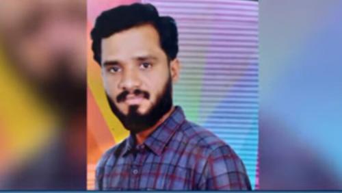പാലക്കാട് ഒരു കുടുംബത്തിലെ നാലു പേർക്ക് വെട്ടേറ്റു പാലക്കാട് ഒരു കുടുംബത്തിലെ നാലു പേർക്ക് വെട്ടേറ്റു