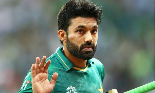 ഗ്രൗണ്ടിൽ നിസ്കാരം; മുഹമ്മദ് റിസ്വാനെതിരെ ഐസിസിയിൽ പരാതി നൽകി ഇന്ത്യൻ അഭിഭാഷകൻ ഗ്രൗണ്ടിൽ നിസ്കാരം; മുഹമ്മദ് റിസ്വാനെതിരെ ഐസിസിയിൽ പരാതി നൽകി ഇന്ത്യൻ അഭിഭാഷകൻ