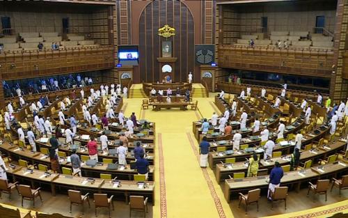 സംസ്ഥാനത്തെ മന്ത്രിമാരുടെയും എംഎൽഎമാരുടെയും ശമ്പളവും അലവൻസുകളും വർധിപ്പിക്കുന്നതിനുള്ള ബില്ല് നിയമസഭ പാസ്സാക്കി