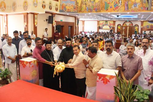 സെൻറ് മേരീസ് കത്തീഡ്രലിൽ ആദ്യ ഫലപ്പെരുന്നാൾ ആരംഭിച്ചു സെൻറ് മേരീസ് കത്തീഡ്രലിൽ ആദ്യ ഫലപ്പെരുന്നാൾ ആരംഭിച്ചു