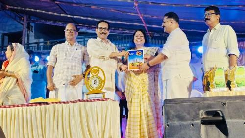 ഇടപ്പാളയം ആഗോള പ്രവാസി കൂട്ടായ്മ 'ഓർമ്മയിലെ ഓണം' മാഗസിൻ പ്രകാശനം ചെയ്തു ഇടപ്പാളയം ആഗോള പ്രവാസി കൂട്ടായ്മ 'ഓർമ്മയിലെ ഓണം' മാഗസിൻ പ്രകാശനം ചെയ്തു