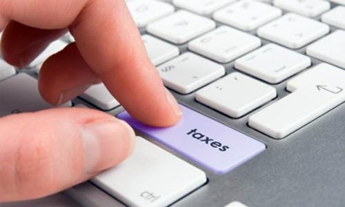 ഇറക്കു­മതി­ ലൈ­സൻ­സു­ള്ള കന്പനി­കൾ­ക്ക് ഇനി­ ഓൺ‌­ലൈൻ വഴി­ കസ്റ്റംസ് ഫീസ് അടയ്ക്കാം