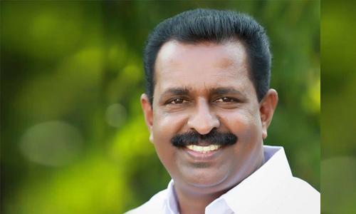 വി­ൻ­സെ­ന്റിനെ പി­ന്തു­ണച്ച്  പരാ­തി­ക്കാ­രി­യു­ടെ­ സഹോ­ദരി­