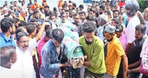 കണ്ണൂരിൽ വള്ളം മറിഞ്ഞുണ്ടായ അപകടത്തിൽ മരിച്ചവരുടെ എണ്ണം മൂന്നായി കണ്ണൂരിൽ വള്ളം മറിഞ്ഞുണ്ടായ അപകടത്തിൽ മരിച്ചവരുടെ എണ്ണം മൂന്നായി