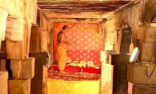 ഗ്യാൻവാപി മസ്ജിദ് വിഷയത്തിൽ നീതി ലഭിക്കണം; ധർണ്ണ നടത്തി മുസ്ലിംലീഗ് എംപിമാർ ഗ്യാൻവാപി മസ്ജിദ് വിഷയത്തിൽ നീതി ലഭിക്കണം; ധർണ്ണ നടത്തി മുസ്ലിംലീഗ് എംപിമാർ