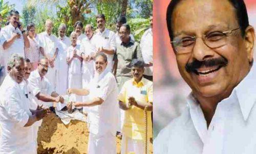 മറിയക്കുട്ടിക്ക് കെ.പി.സി.സിയുടെ വക വീടൊരുങ്ങുന്നു മറിയക്കുട്ടിക്ക് കെ.പി.സി.സിയുടെ വക വീടൊരുങ്ങുന്നു