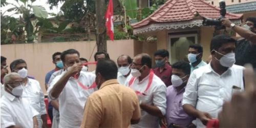 ലോക്ഡൗൺ ലംഘനം: സിപിഎം പ്രവർത്തകർക്കെതിരെ കേസ് ലോക്ഡൗൺ ലംഘനം: സിപിഎം പ്രവർത്തകർക്കെതിരെ കേസ്