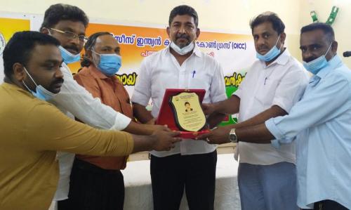 അലക്സാണ്ടർ സി. കോശിക്ക് ഒഐസിസി യാത്രയയപ്പ് നൽകി