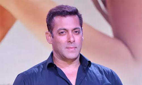 സൽ­മാൻ ഖാ­ൻ വനംവകു­പ്പി­ന്റെ­ കു­റ്റവാ­ളി­ പട്ടി­കയിൽ