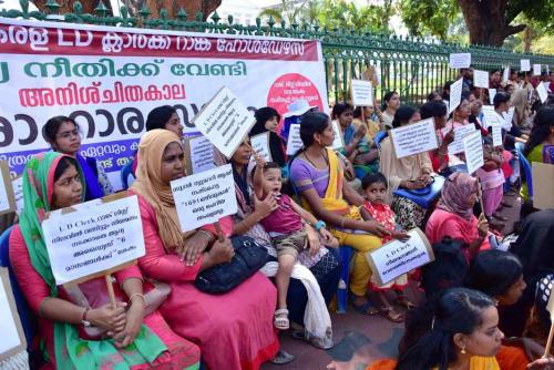 പിഎസ്‌സി ഉദ്യോഗാർ‍ത്ഥികളുമായി ചർ‍ച്ച നടത്തണമെന്ന് സിപിഐഎം സെക്രട്ടേറിയറ്റ്