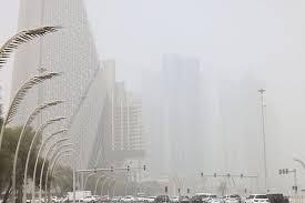 പൊടിക്കാറ്റിൽ മുങ്ങി മസ്കത്ത് നഗരം; മുന്നറിയിപ്പുമായി അധികൃതർ