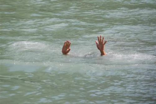 ആന്ധ്രയിൽ ഗോദാവരി നദിയിൽ കുളിക്കാനിറങ്ങിയ അഞ്ച് വിദ്യാർത്ഥികൾ മുങ്ങിമരിച്ചു