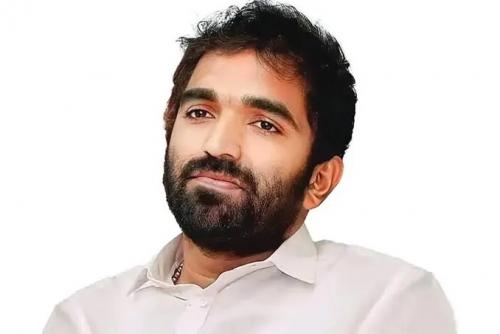 അച്ചു ഉമ്മനും മറിയ ഉമ്മനും മത്സരിക്കാനില്ല; വീട്ടിൽ നിന്ന് ഞാൻ മാത്രം മതിയെന്ന് ചാണ്ടി ഉമ്മൻ